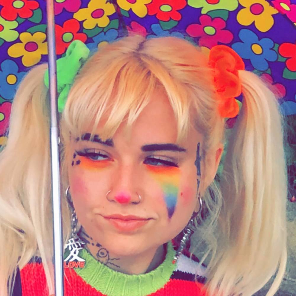 Meet your Posher, Jasmine